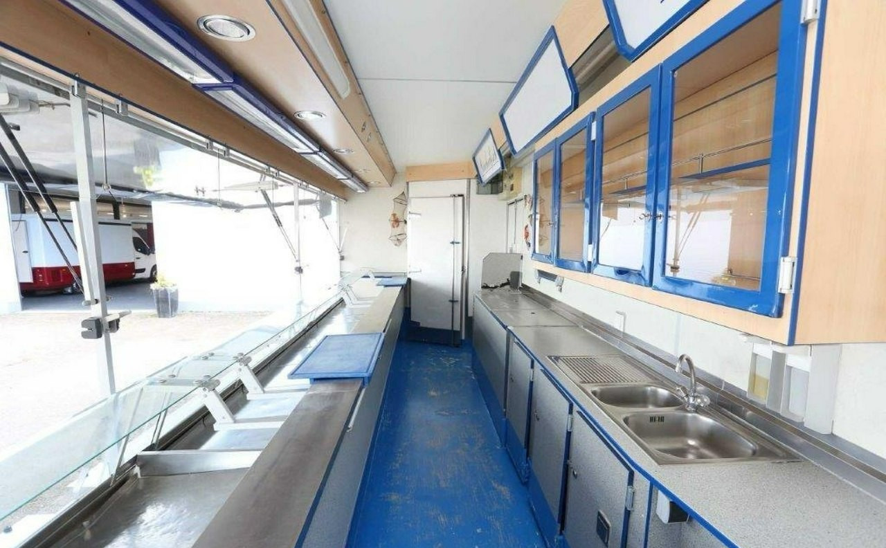 Mercedes-Benz Inny Mercedes-Benz Vario Autosklep Ryb Gastronomiczny Food Truck Foodtruck Sklep Borco - Tovornjak s hrano: slika 5 Mercedes-Benz Inny Mercedes-Benz Vario Autosklep Ryb Gastronomiczny Food Truck Foodtruck Sklep Borco - Tovornjak s hrano: slika 5