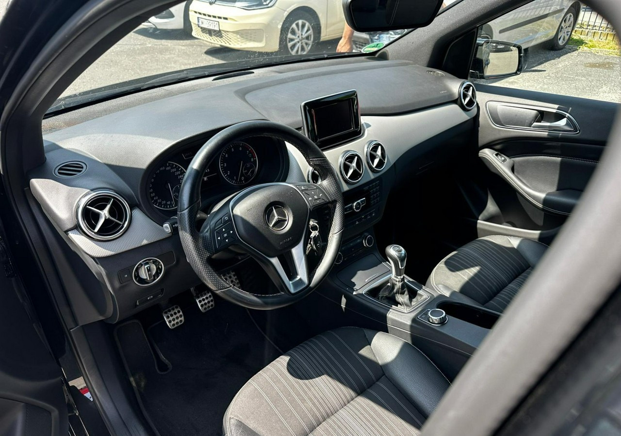 Mercedes-Benz Klasa B W246 Mercedes B-Klasa 1.6-122KM Bogate wyposażenie 127tkm 2013r - Avtomobil: slika 5 Mercedes-Benz Klasa B W246 Mercedes B-Klasa 1.6-122KM Bogate wyposażenie 127tkm 2013r - Avtomobil: slika 5