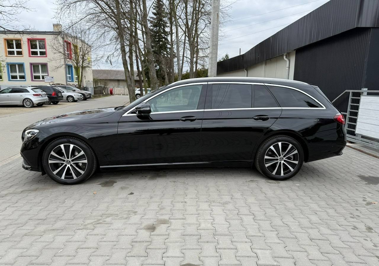 Mercedes-Benz Klasa E E300de EQ-Power Hybrid 50km na prądzie 2.0d 306KM Avantgarde Panoram - Avtomobil: slika 2 Mercedes-Benz Klasa E E300de EQ-Power Hybrid 50km na prądzie 2.0d 306KM Avantgarde Panoram - Avtomobil: slika 2