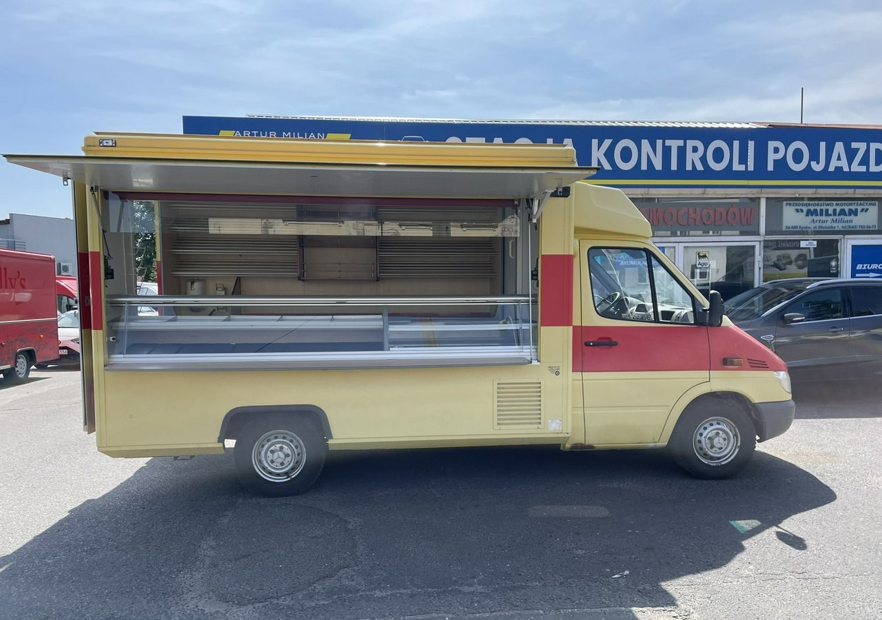 Mercedes-Benz Sprinter Autosklep piec Sklep Gastronomiczny Food Truck Foodtruck bar BORCO20 - Tovornjak s hrano: slika 4 Mercedes-Benz Sprinter Autosklep piec Sklep Gastronomiczny Food Truck Foodtruck bar BORCO20 - Tovornjak s hrano: slika 4