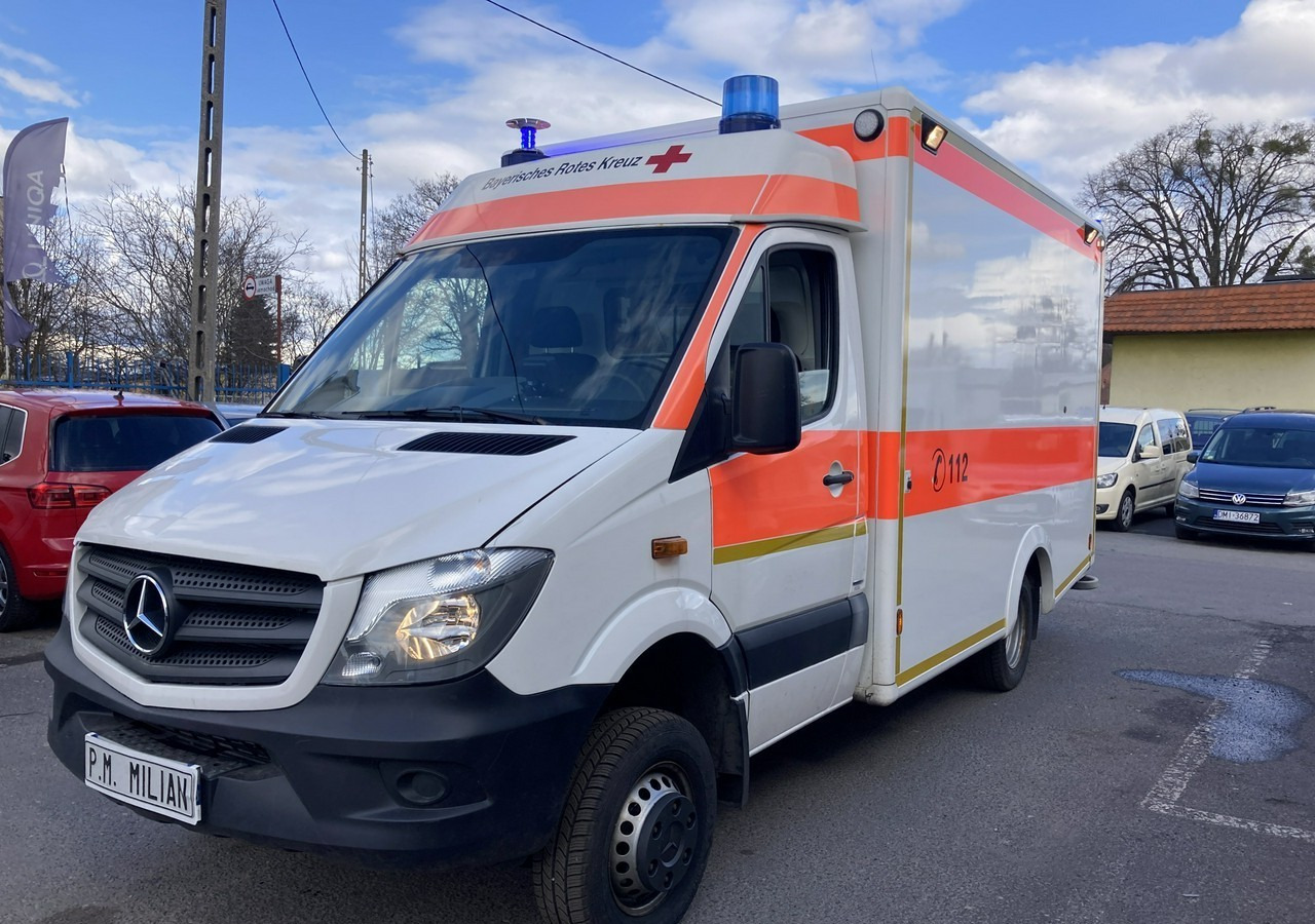 Mercedes-Benz Sprinter Sprinter 519 Karetka 4X4 Ambulans MODEL 2017 - Reševalno vozilo: slika 3 Mercedes-Benz Sprinter Sprinter 519 Karetka 4X4 Ambulans MODEL 2017 - Reševalno vozilo: slika 3