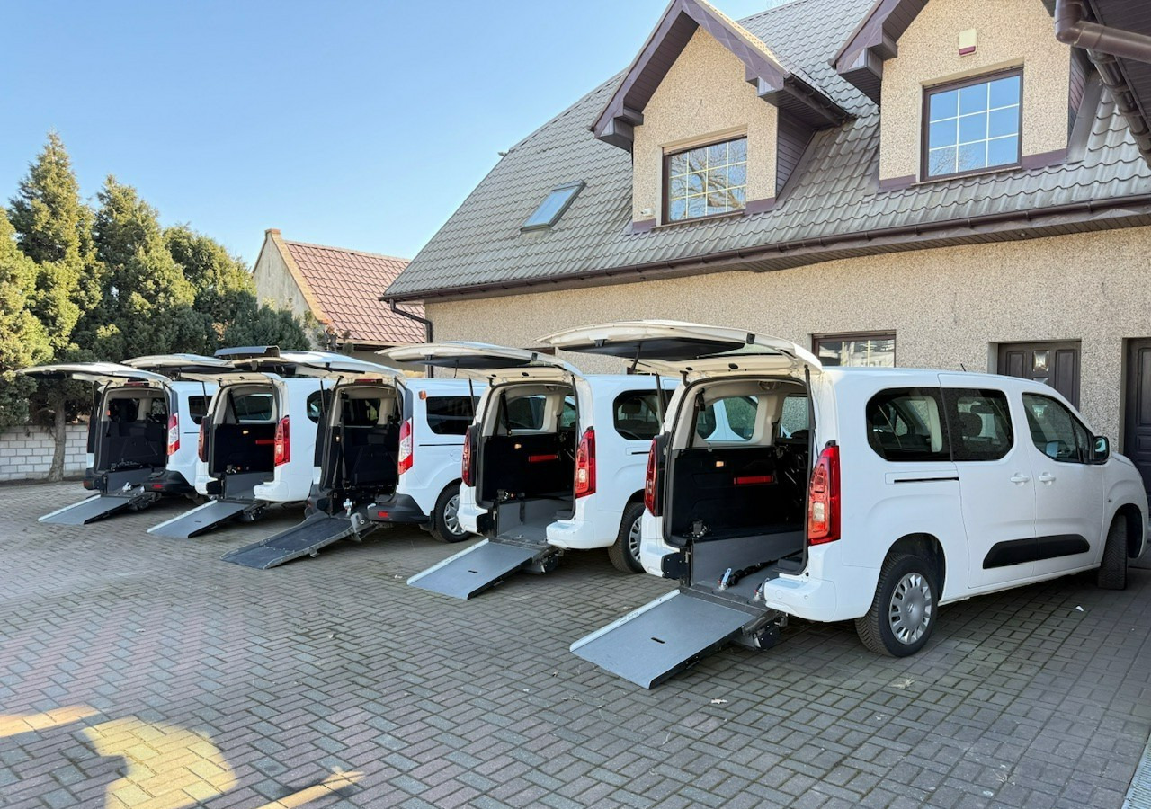 Opel Combo IV Combo Life Combo Długie Life dla Niepełnosprawnych Inwalida Rampa PFRON - Avtomobil: slika 2 Opel Combo IV Combo Life Combo Długie Life dla Niepełnosprawnych Inwalida Rampa PFRON - Avtomobil: slika 2
