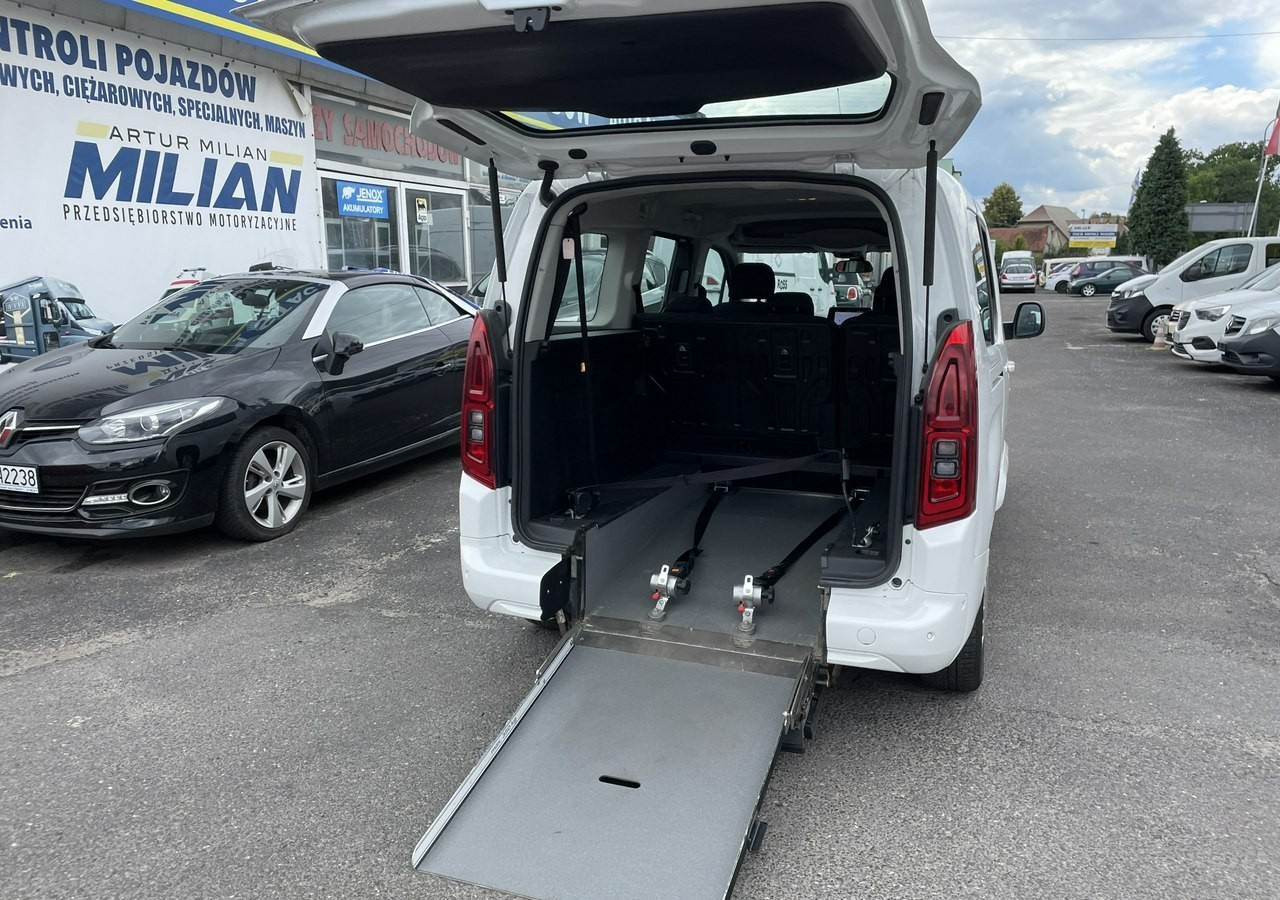 Opel Combo IV Combo Life Combo Life Maxi Niepełnosprawnych inwalida rampa PFRON Model - Avtomobil: slika 3 Opel Combo IV Combo Life Combo Life Maxi Niepełnosprawnych inwalida rampa PFRON Model - Avtomobil: slika 3