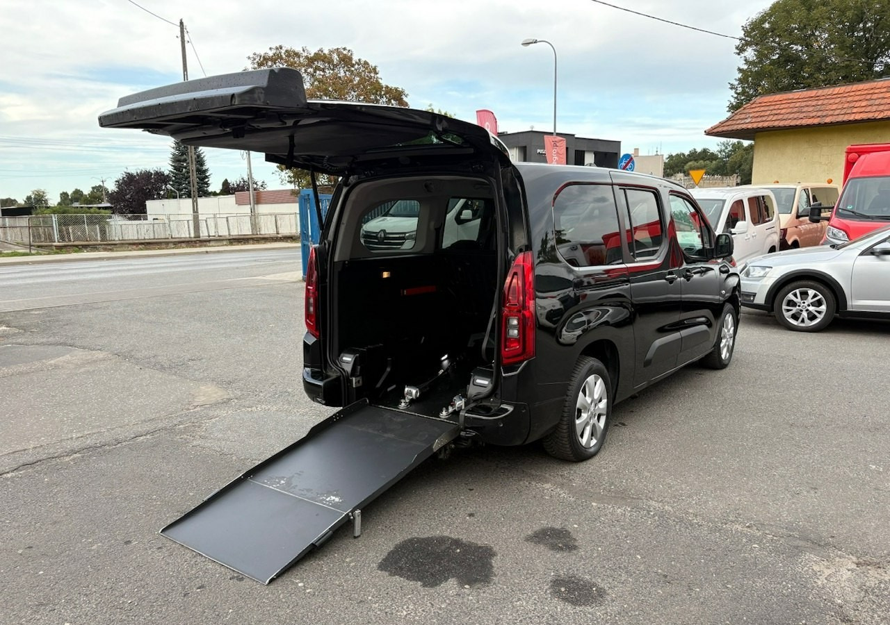 Opel Combo IV Combo Life Combo Life Maxi dla Niepełnosprawnych inwalida rampa PFRON - Karavan: slika 4 Opel Combo IV Combo Life Combo Life Maxi dla Niepełnosprawnych inwalida rampa PFRON - Karavan: slika 4