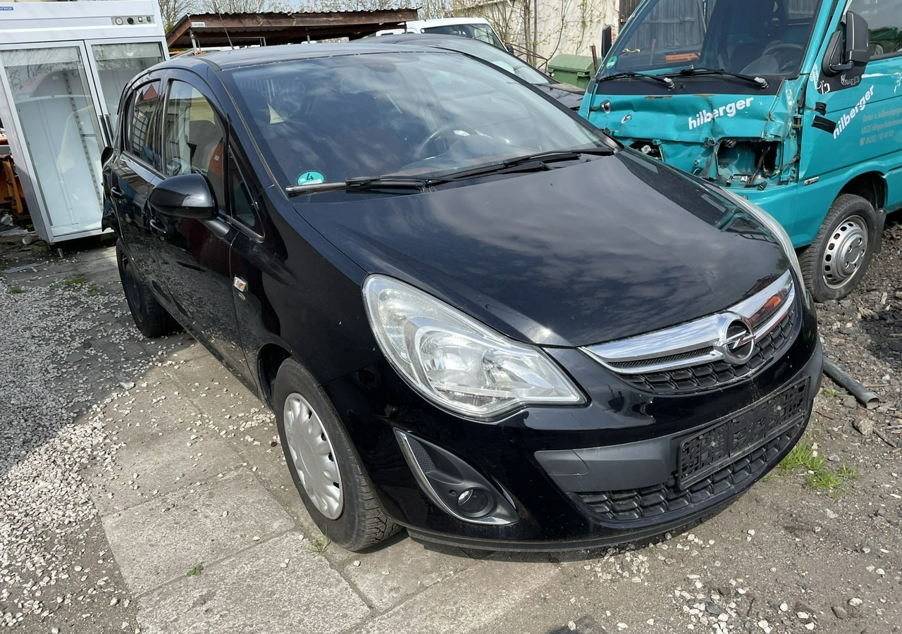 Opel Corsa D Corsa 1.4-87 KM Klima 2011 - Kombilimuzina: slika 1 Opel Corsa D Corsa 1.4-87 KM Klima 2011 - Kombilimuzina: slika 1