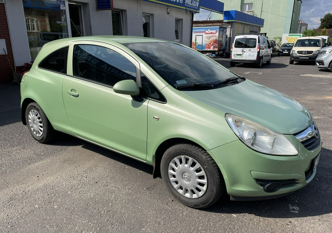 Opel Corsa D Opel Corsa 1,2-16V Klima Salon PL Bagażnik na Rowery Model 2010 - Kombilimuzina: slika 1 Opel Corsa D Opel Corsa 1,2-16V Klima Salon PL Bagażnik na Rowery Model 2010 - Kombilimuzina: slika 1