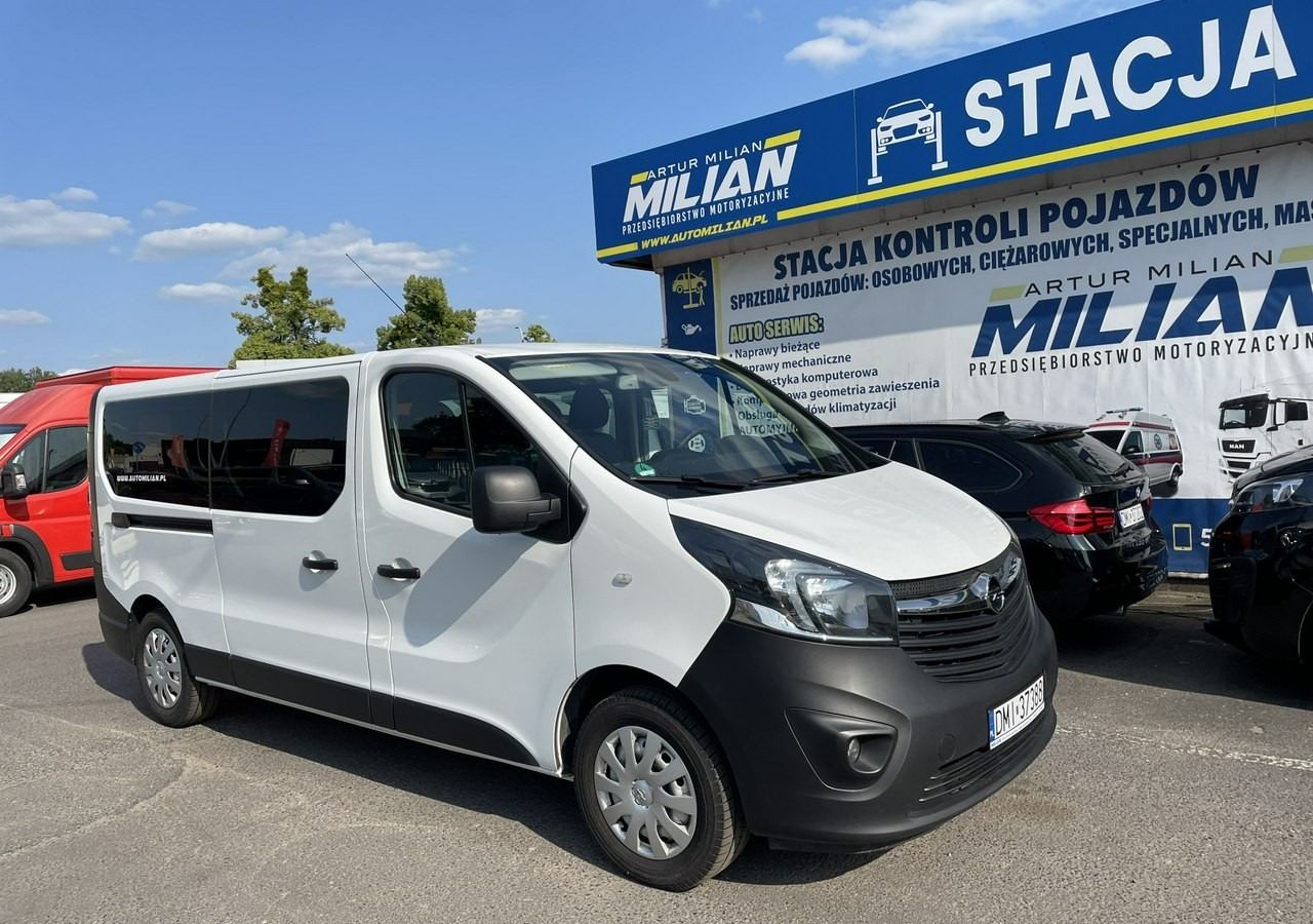Opel Vivaro III Vivaro L2H1 LONG 1.6CDTI 121KM 2xKLIMA 9-osobowy 2019 Bezwypadkowy - Avtomobil: slika 1 Opel Vivaro III Vivaro L2H1 LONG 1.6CDTI 121KM 2xKLIMA 9-osobowy 2019 Bezwypadkowy - Avtomobil: slika 1