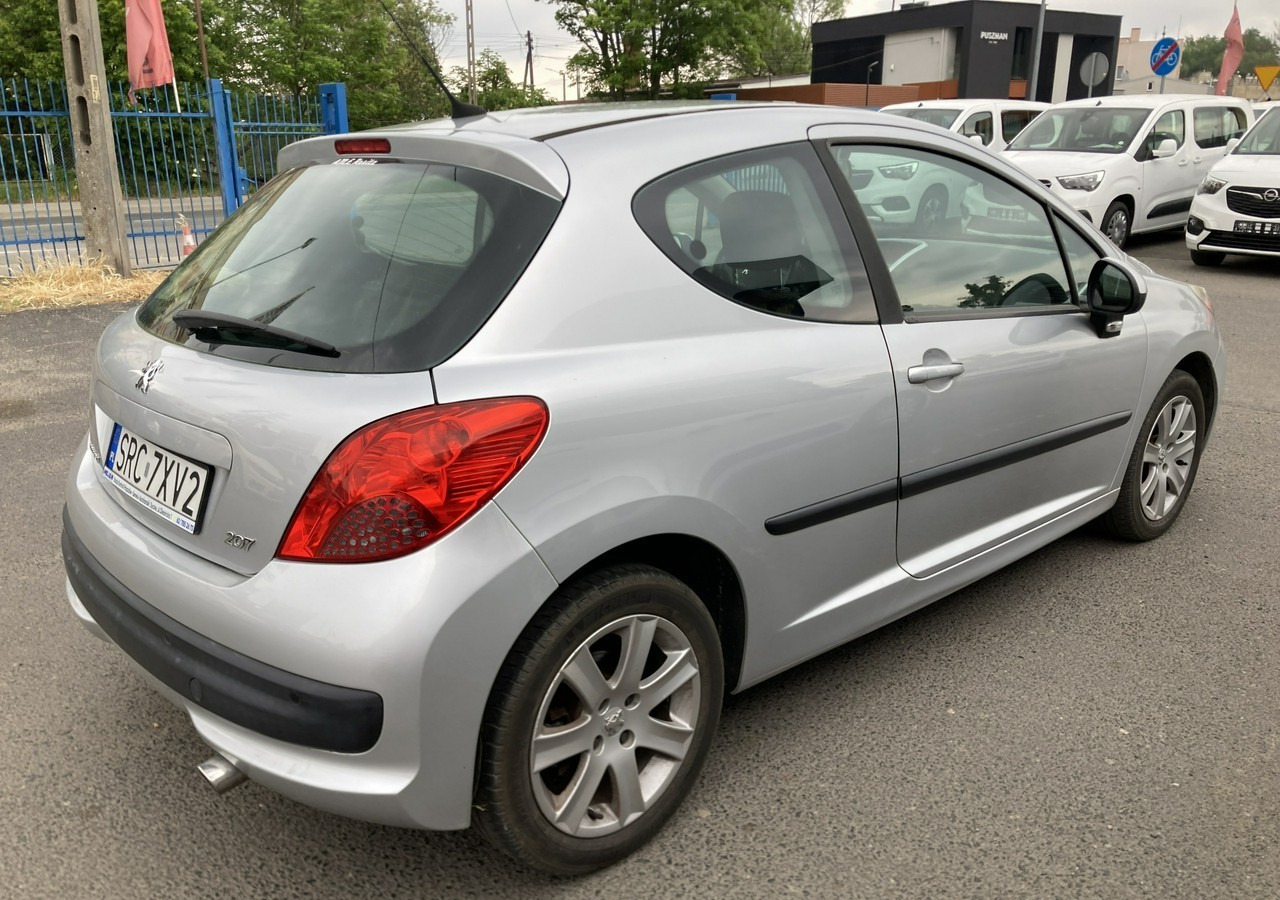 Peugeot 207 Peugeot 207 1.6HDI-16V Klima 2007 - Avtomobil: slika 3 Peugeot 207 Peugeot 207 1.6HDI-16V Klima 2007 - Avtomobil: slika 3