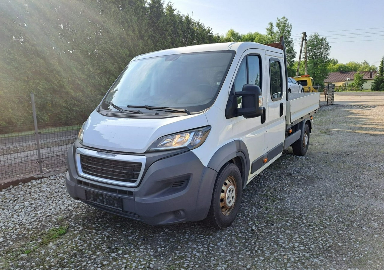 Peugeot Boxer Peugeot Boxer 2.0-130KM klima dokka Brygadówka doka 122tkm 2017 - Dostavno vozilo s kesonom: slika 1 Peugeot Boxer Peugeot Boxer 2.0-130KM klima dokka Brygadówka doka 122tkm 2017 - Dostavno vozilo s kesonom: slika 1
