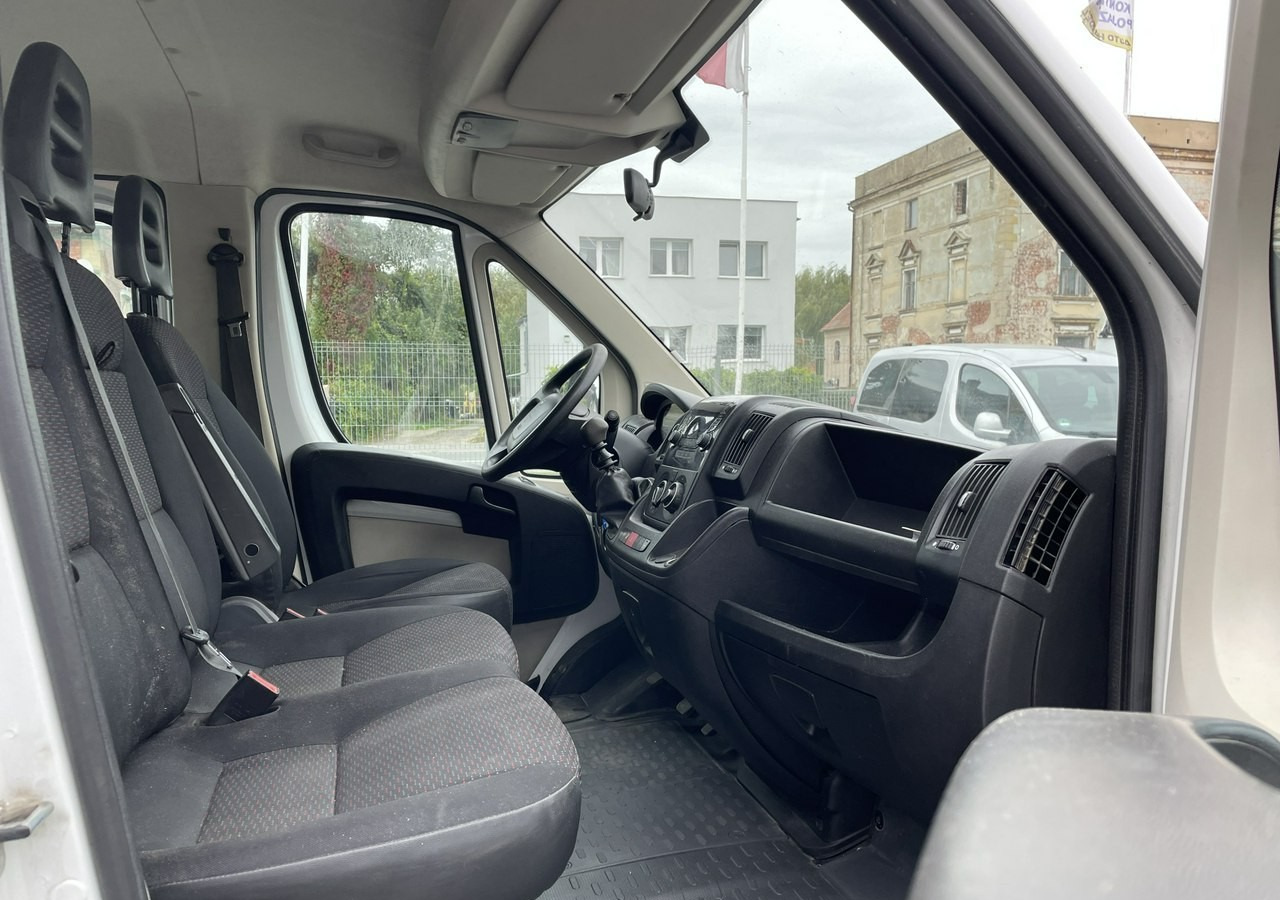 Peugeot Boxer Peugeot Boxer 2.0-130KM klima dokka Brygadówka doka 122tkm 2018 - Dostavno vozilo s kesonom, Dostavno vozilo z dvojno kabino: slika 4 Peugeot Boxer Peugeot Boxer 2.0-130KM klima dokka Brygadówka doka 122tkm 2018 - Dostavno vozilo s kesonom, Dostavno vozilo z dvojno kabino: slika 4