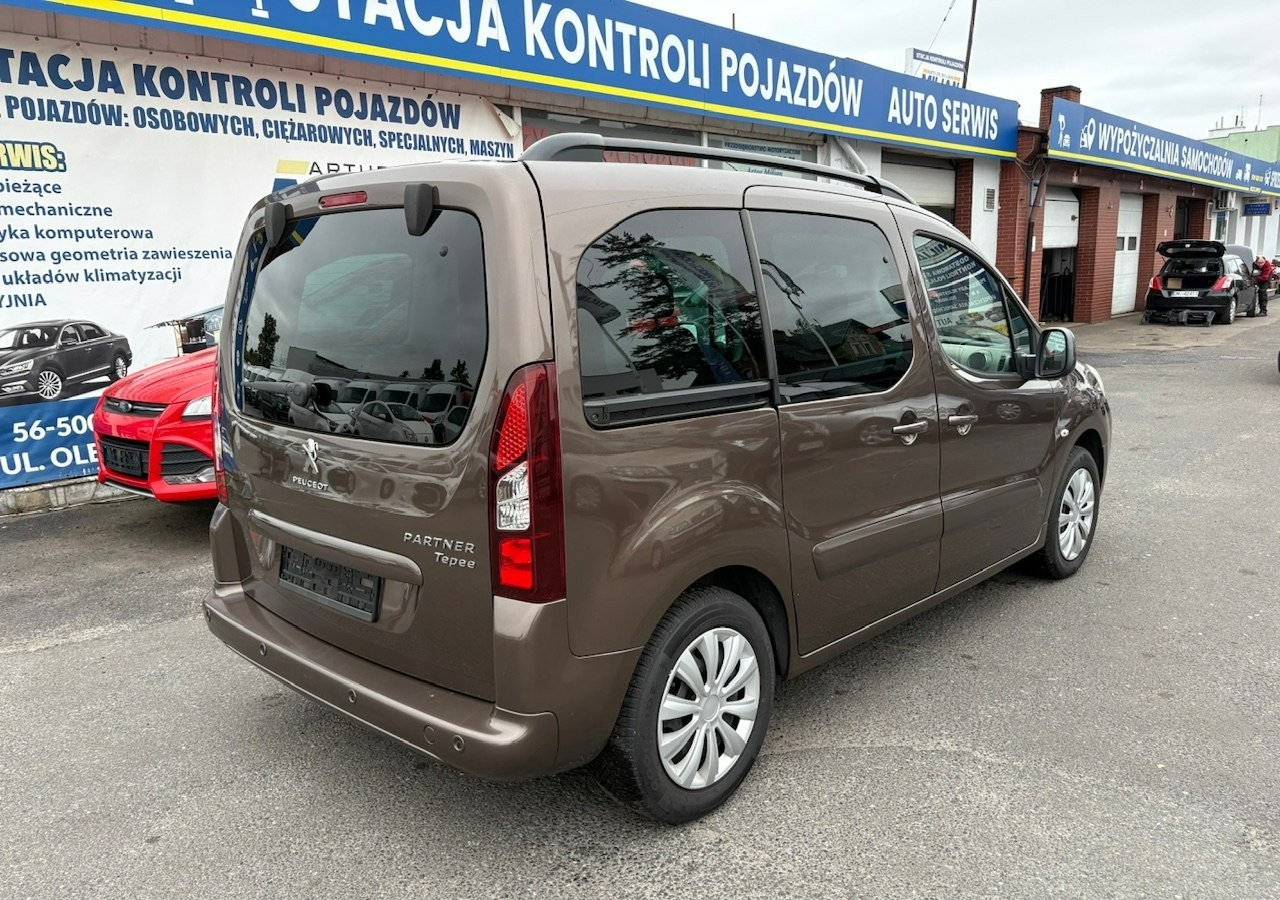 Peugeot Partner II Peugeot Partner Tepee 100 Family Model 2013 - Karavan: slika 3 Peugeot Partner II Peugeot Partner Tepee 100 Family Model 2013 - Karavan: slika 3