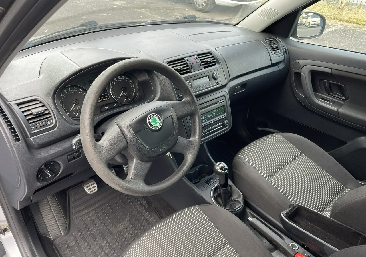 Skoda Roomster I Roomster Scout 1.6-16V Klima 2012 - Avtomobil: slika 2 Skoda Roomster I Roomster Scout 1.6-16V Klima 2012 - Avtomobil: slika 2