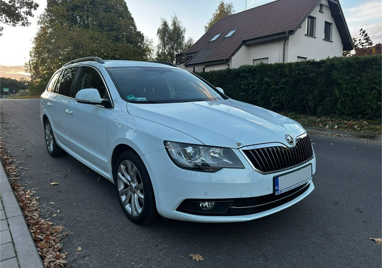 Skoda Superb II Skoda Superb 1.8TSI 160KM LPG PRINS 2035 KLIMA NAVI PDC XENON 2015 - Karavan: slika 2 Skoda Superb II Skoda Superb 1.8TSI 160KM LPG PRINS 2035 KLIMA NAVI PDC XENON 2015 - Karavan: slika 2