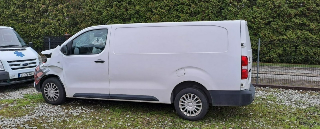 Toyota Proace Toyota Proace Maxi Klima chlodnia izoterma 2020 Salon PL - Hladilno vozilo: slika 5 Toyota Proace Toyota Proace Maxi Klima chlodnia izoterma 2020 Salon PL - Hladilno vozilo: slika 5