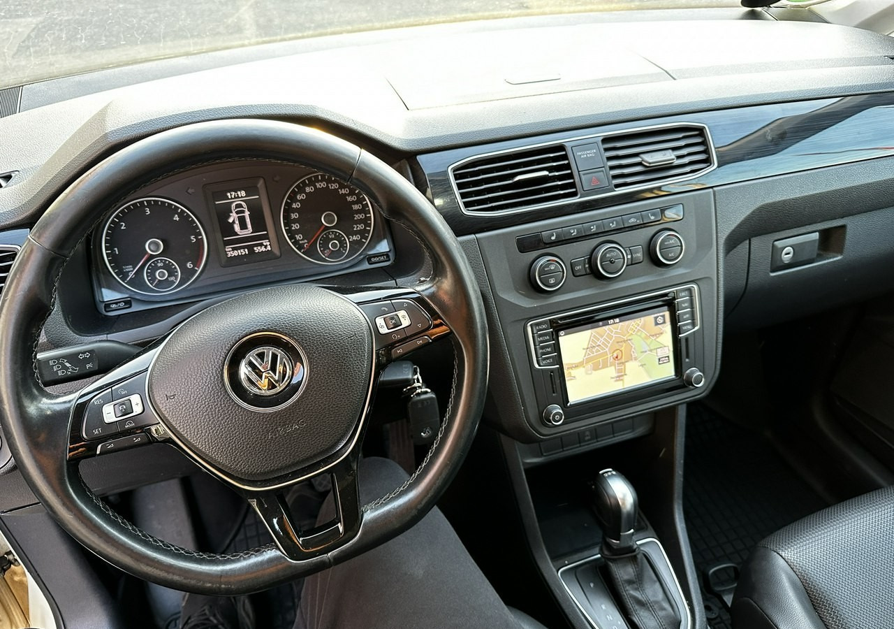 Volkswagen Caddy III Caddy 2.0 TDI do przewozu Niepełnosprawnych Inwalida Rampa 2020 Pefr - Avtomobil: slika 4 Volkswagen Caddy III Caddy 2.0 TDI do przewozu Niepełnosprawnych Inwalida Rampa 2020 Pefr - Avtomobil: slika 4