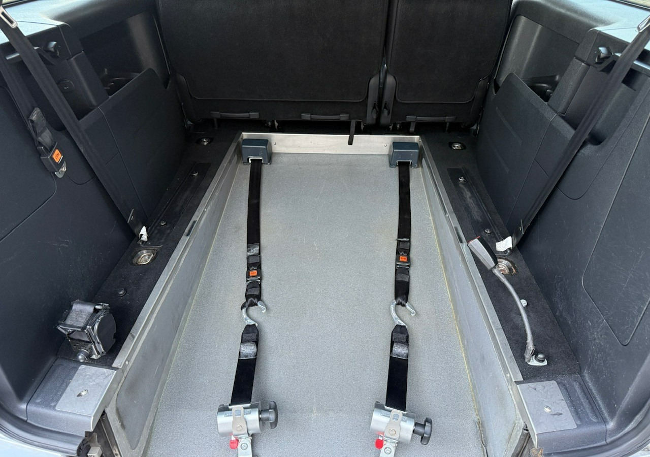 Volkswagen Caddy III Caddy do przewozu osób Niepełnosprawnych Inwalida Rampa - Avtomobil: slika 4 Volkswagen Caddy III Caddy do przewozu osób Niepełnosprawnych Inwalida Rampa - Avtomobil: slika 4