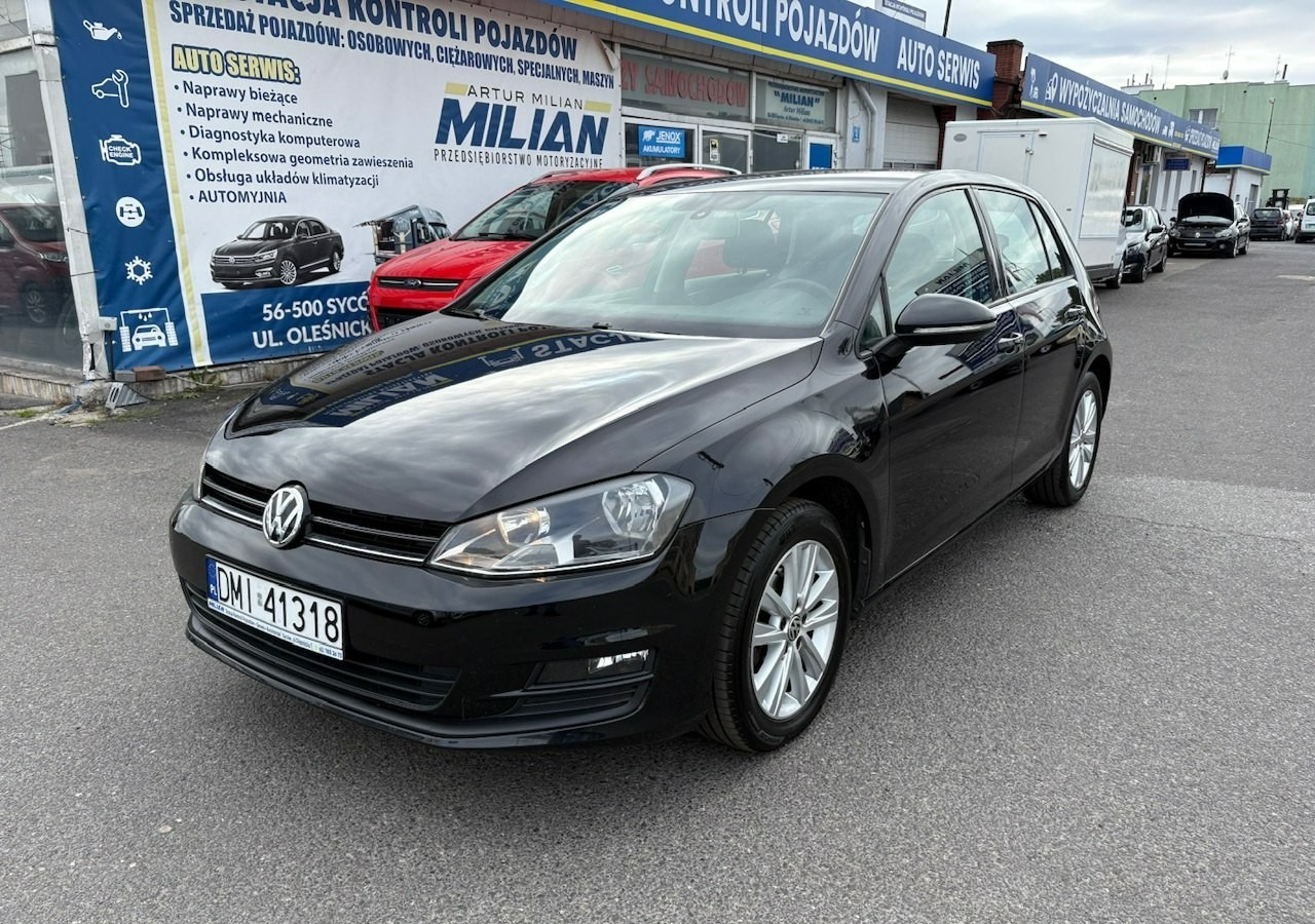 Volkswagen Golf VII VII 1,6 TDI 110KM 153TKM Klimatronik Navi Alu PDC 2015 Bez wkładu fi - Kombilimuzina: slika 2 Volkswagen Golf VII VII 1,6 TDI 110KM 153TKM Klimatronik Navi Alu PDC 2015 Bez wkładu fi - Kombilimuzina: slika 2