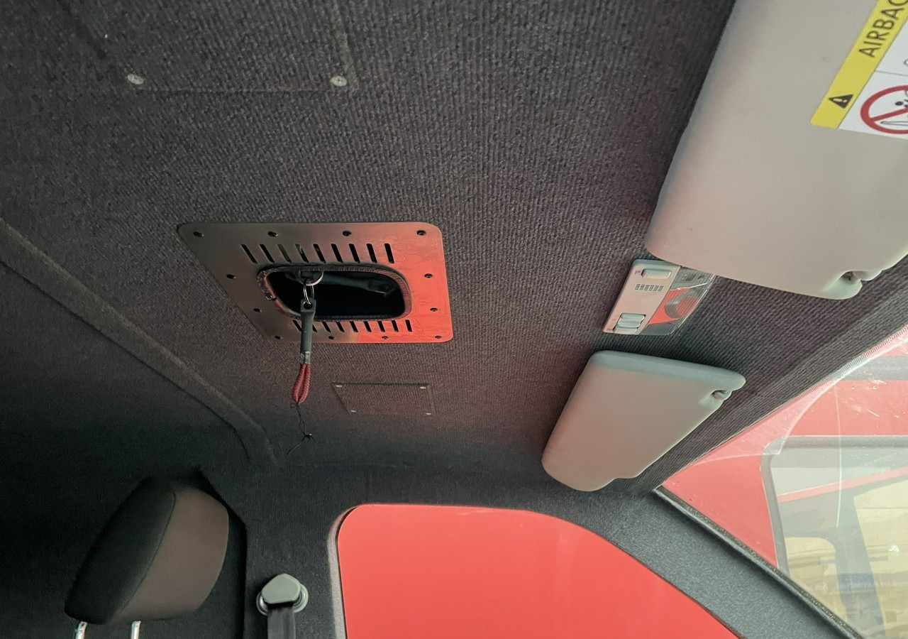 Volkswagen Transporter T6 Transporter Bankowóz kuloodporny opanceżony Model 2018 - Zbirateljsko vozilo: slika 5 Volkswagen Transporter T6 Transporter Bankowóz kuloodporny opanceżony Model 2018 - Zbirateljsko vozilo: slika 5