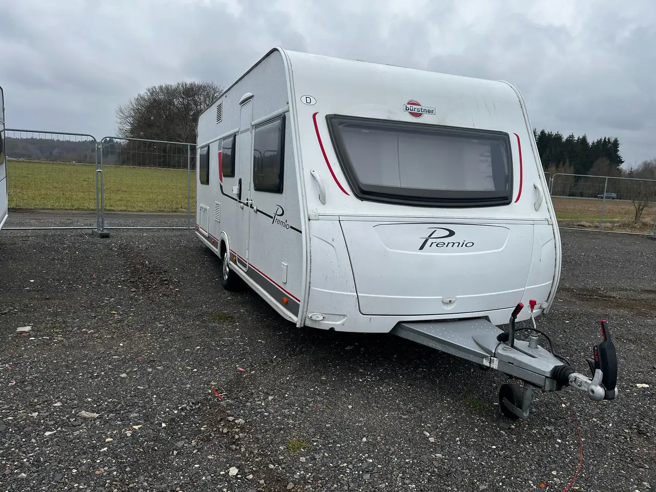 Bürstner Premio 530 TL Mover Dachklimaanlage Einzelbetten - Počitniška prikolica: slika 1 Bürstner Premio 530 TL Mover Dachklimaanlage Einzelbetten - Počitniška prikolica: slika 1