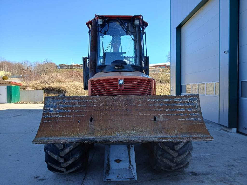 Komatsu 840.3 - Forvarder: slika 2 Komatsu 840.3 - Forvarder: slika 2