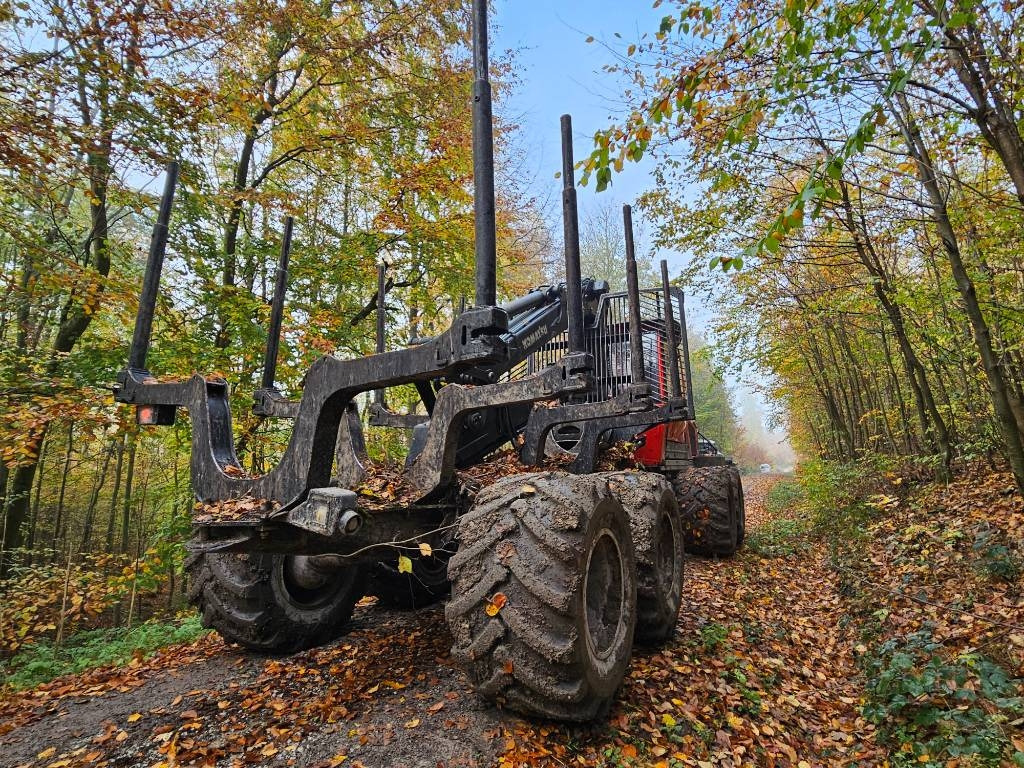 Komatsu 875 - Forvarder: slika 5 Komatsu 875 - Forvarder: slika 5