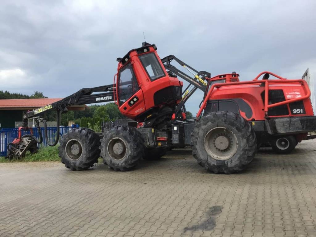 Komatsu 951 - Gozdarski kombajn: slika 3 Komatsu 951 - Gozdarski kombajn: slika 3