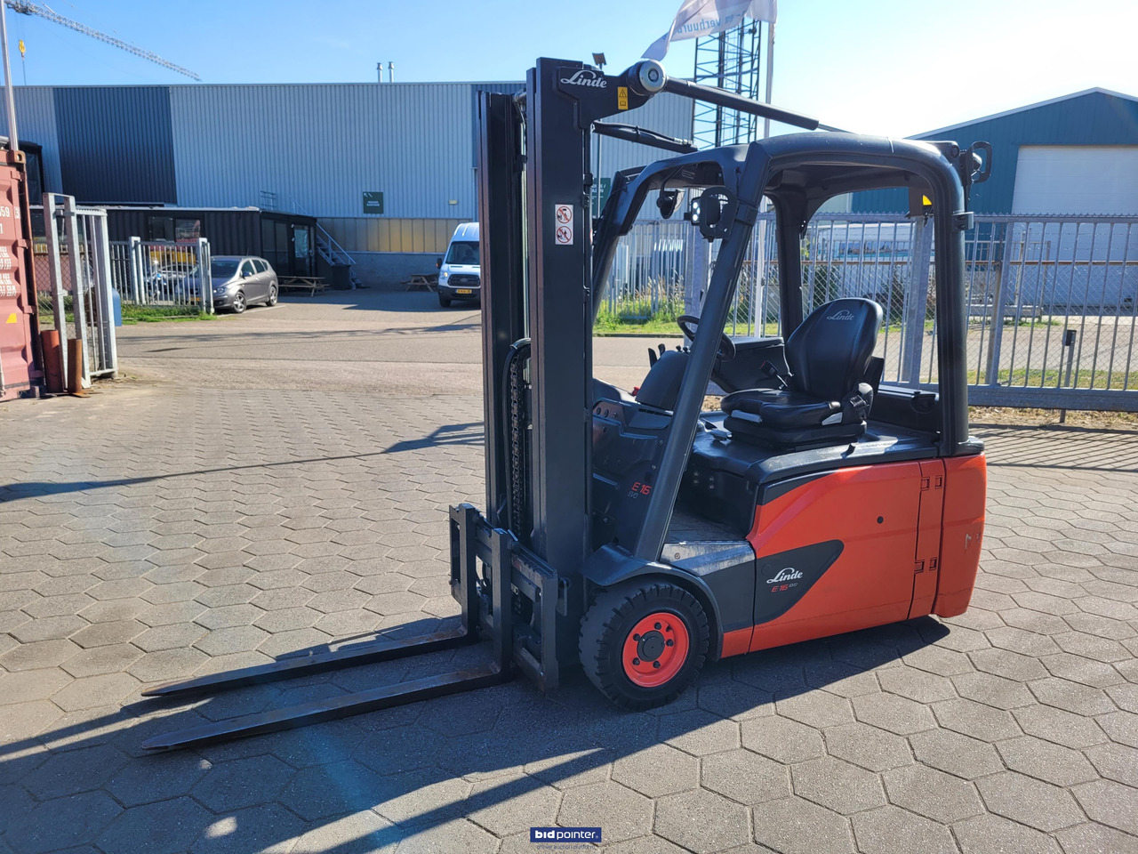 Linde E 16 -02 elektrische heftruck 3 delige mast - Električni viličar: slika 1 Linde E 16 -02 elektrische heftruck 3 delige mast - Električni viličar: slika 1