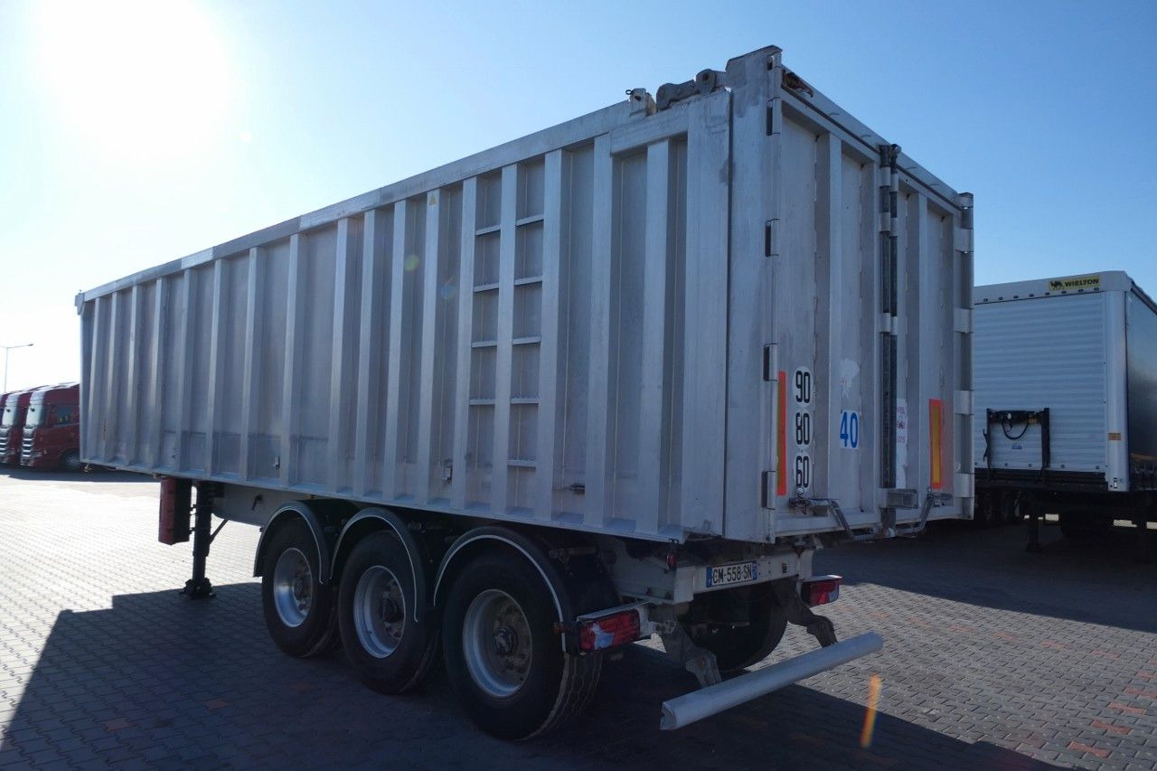 Benalu TIPPER 45 M3/WHOLE ALUMINIUM/5700 KG/FLAP-DOORS - Kiper polprikolica: slika 5 Benalu TIPPER 45 M3/WHOLE ALUMINIUM/5700 KG/FLAP-DOORS - Kiper polprikolica: slika 5