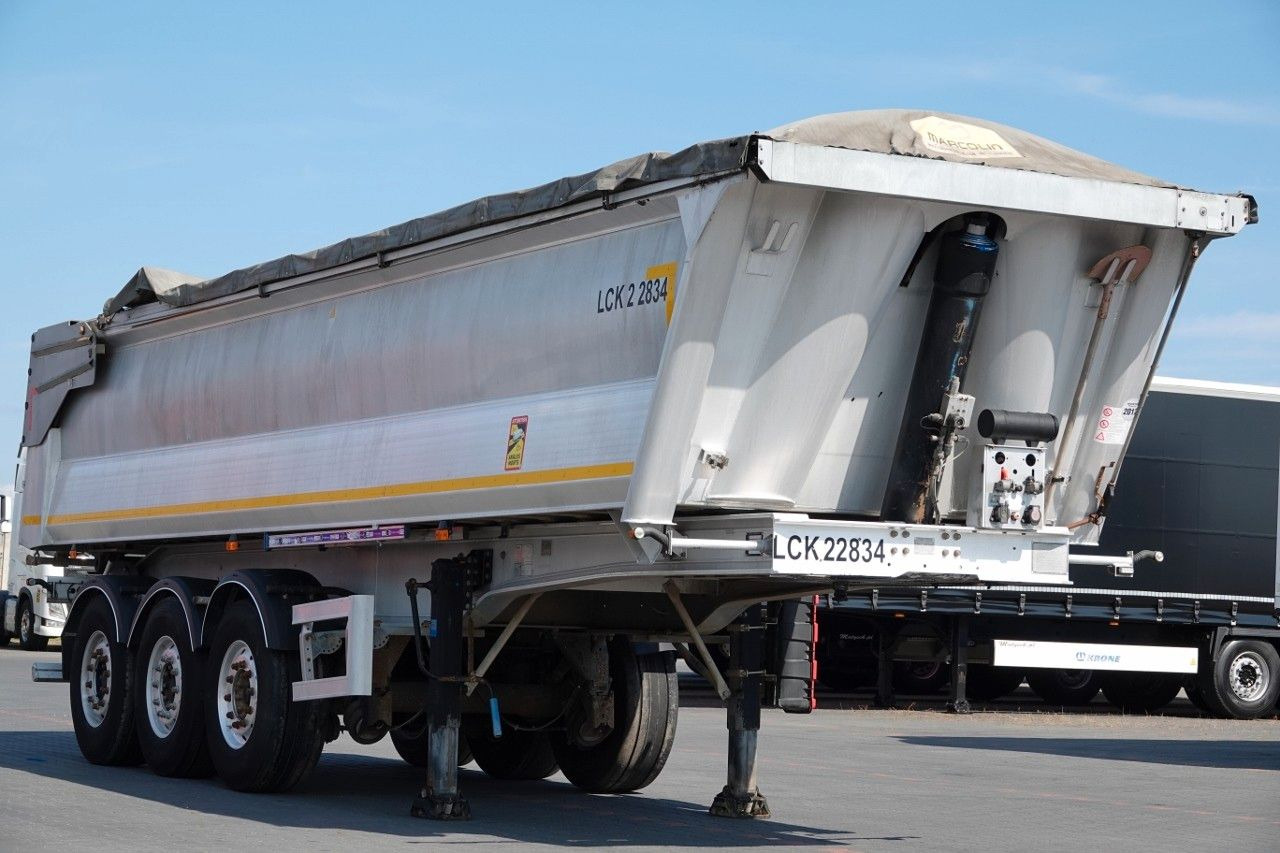 Benalu WYWROTKA 27 m3 / ALUMINIOWA / HYDRAULICZNA KLAPA - Kiper polprikolica: slika 1 Benalu WYWROTKA 27 m3 / ALUMINIOWA / HYDRAULICZNA KLAPA - Kiper polprikolica: slika 1