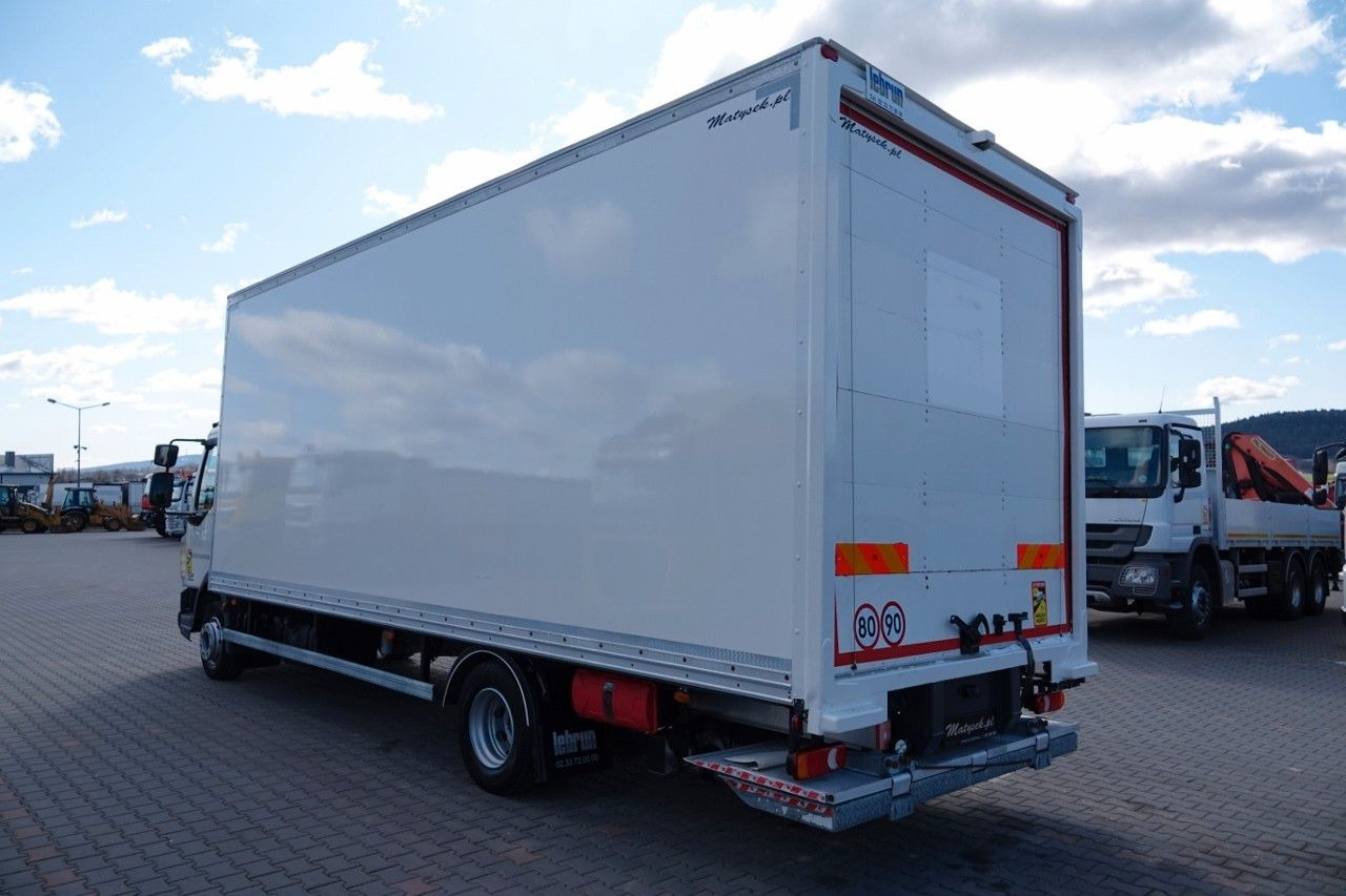 DAF LF 210 / KONTENER - 7 M / SOLÓWKA / WINDA DHOLLA - Tovornjak zabojnik: slika 2 DAF LF 210 / KONTENER - 7 M / SOLÓWKA / WINDA DHOLLA - Tovornjak zabojnik: slika 2