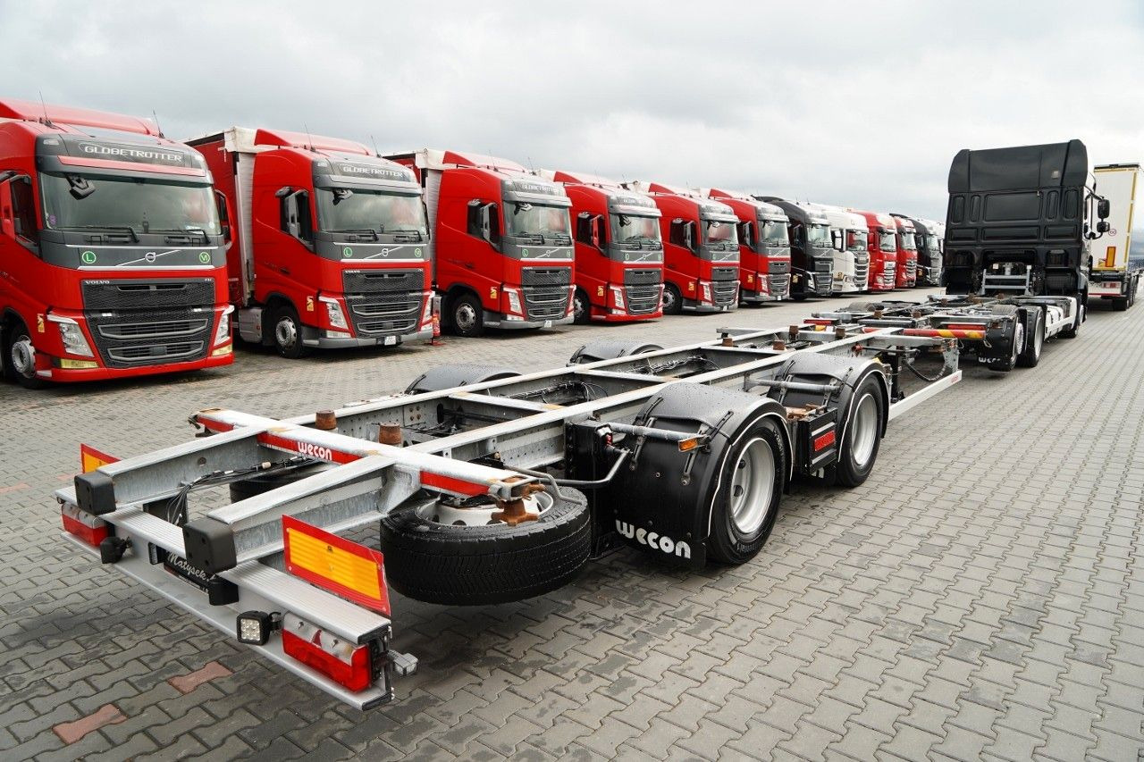 DAF XF 480 / BDF / 6X2 / ZESTAW TANDEM / SSC / I-PA - Kontejnerski tovornjak/ Tovornjak z zamenljivim tovoriščem: slika 4 DAF XF 480 / BDF / 6X2 / ZESTAW TANDEM / SSC / I-PA - Kontejnerski tovornjak/ Tovornjak z zamenljivim tovoriščem: slika 4