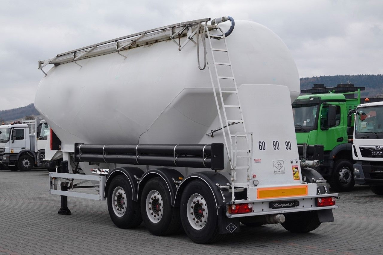 Feldbinder CEMENTONACZEPA / 2 KOMORY / 37 000 L / SILOS / D - Silos cisterna: slika 2 Feldbinder CEMENTONACZEPA / 2 KOMORY / 37 000 L / SILOS / D - Silos cisterna: slika 2