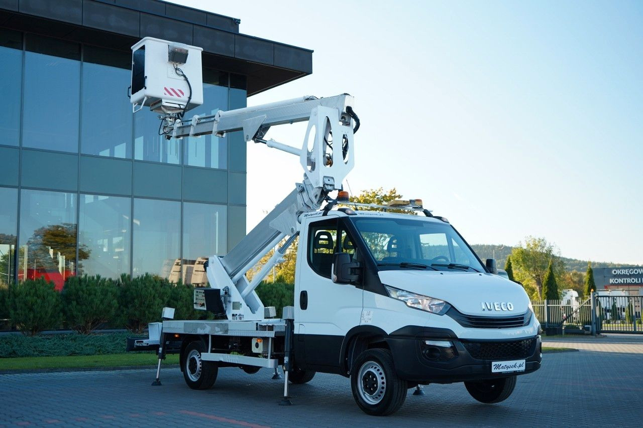 Iveco DAILY 35-120 / ZWYŻKA / PODNOŚNIK KOSZOWY 20 ME - Dvižna ploščad montirana na tovornjak: slika 3 Iveco DAILY 35-120 / ZWYŻKA / PODNOŚNIK KOSZOWY 20 ME - Dvižna ploščad montirana na tovornjak: slika 3