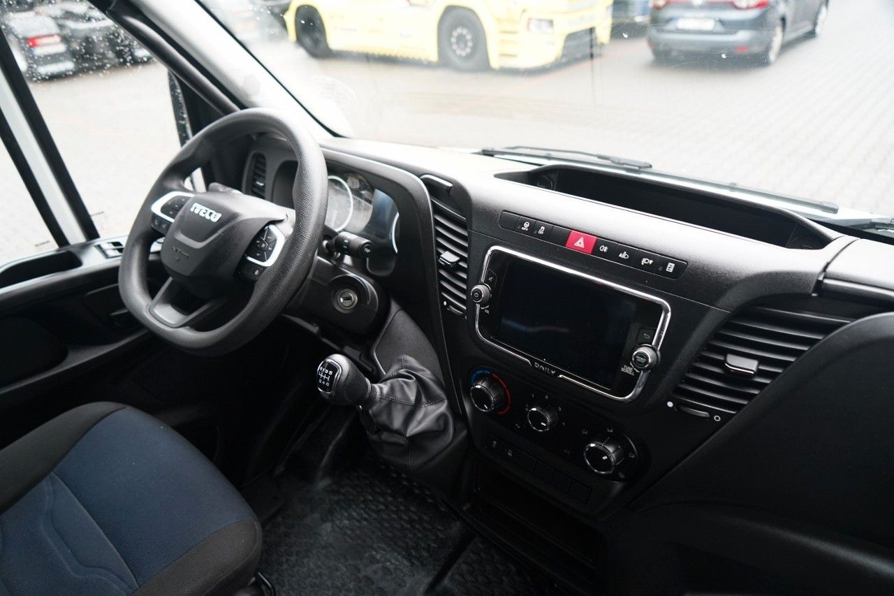 Hladilno vozilo Iveco DAILY 35-160 / KONTENER 4,3 M / WINDA DHOLLANDIA: slika 33 Hladilno vozilo Iveco DAILY 35-160 / KONTENER 4,3 M / WINDA DHOLLANDIA: slika 33