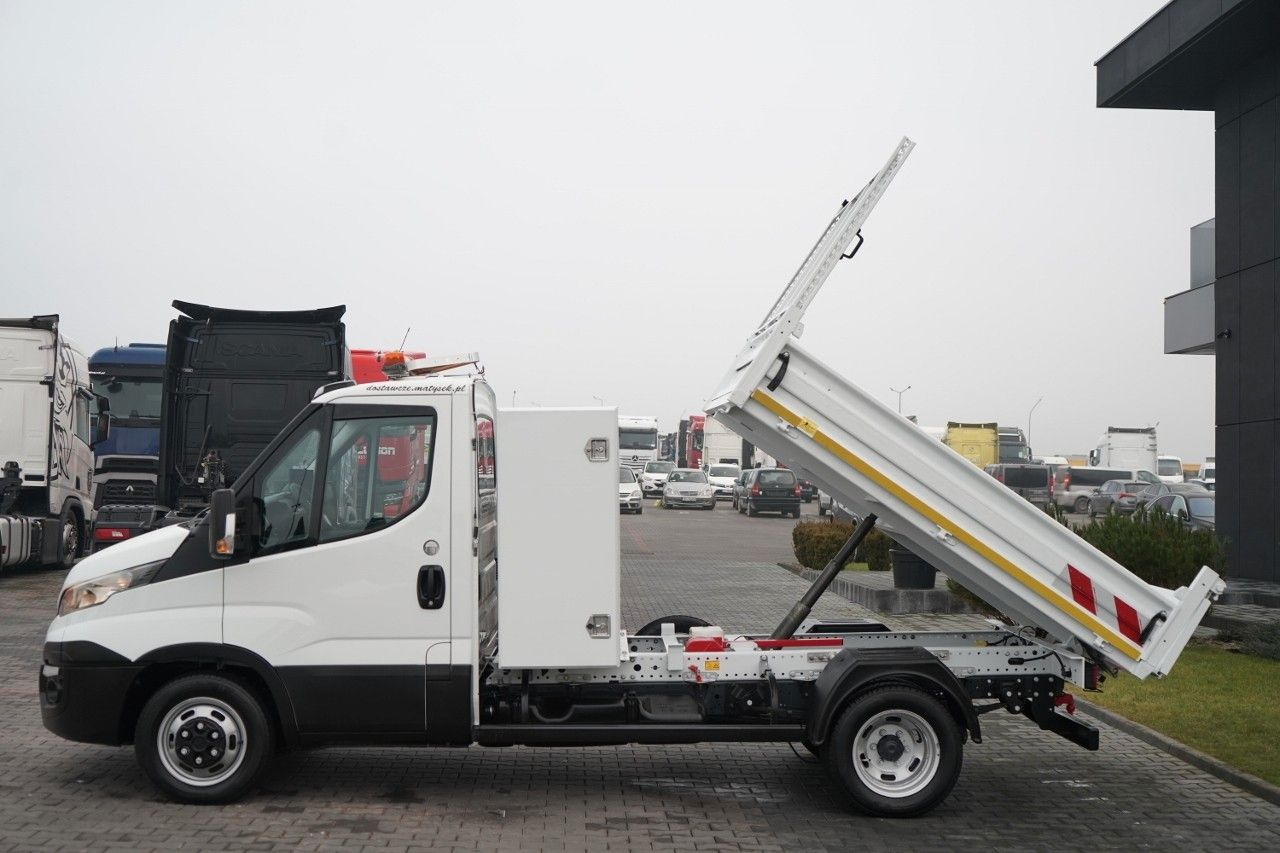 Iveco DAILY 35-160 / WYWROTKA TYLNOZSYPOWA / BLOKADA - Dostavno vozilo prekucnik: slika 3 Iveco DAILY 35-160 / WYWROTKA TYLNOZSYPOWA / BLOKADA - Dostavno vozilo prekucnik: slika 3