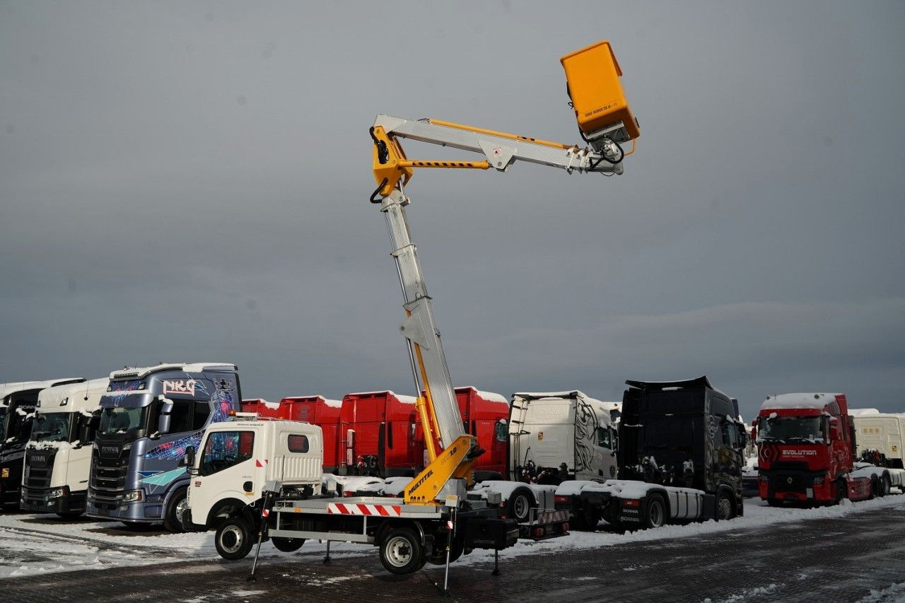 Renault MAXITY 120 dxi / ZWYŻKA 20 METRÓW / PODNOŚNIK KO - Dvižna ploščad montirana na tovornjak: slika 5 Renault MAXITY 120 dxi / ZWYŻKA 20 METRÓW / PODNOŚNIK KO - Dvižna ploščad montirana na tovornjak: slika 5