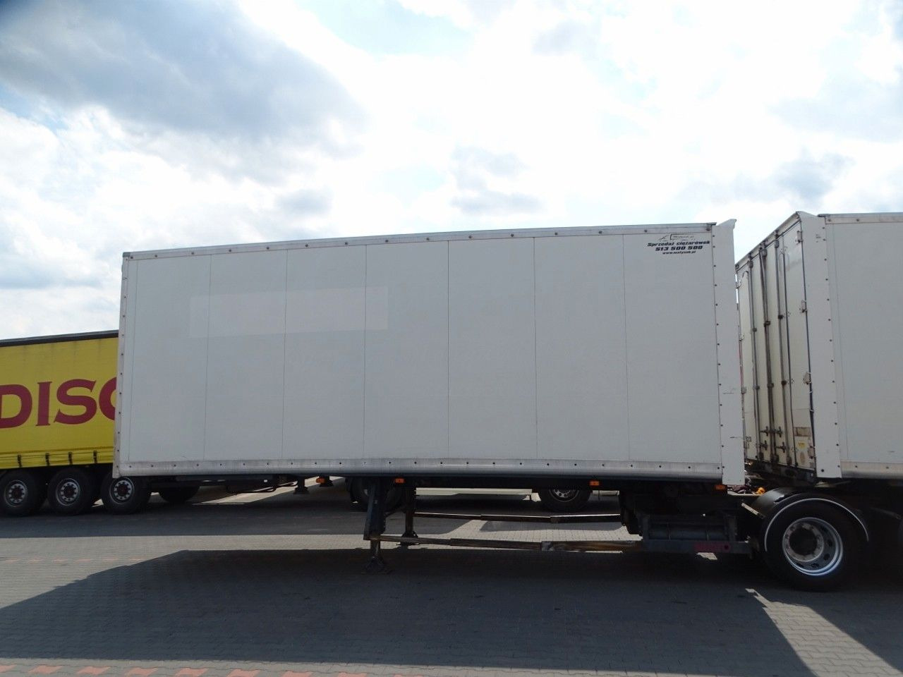 Samro JUMBO VEHICULAR BOX- 7,3 M + 7,3 M/KOFFER TANDEM - Polprikolica zabojnik: slika 3 Samro JUMBO VEHICULAR BOX- 7,3 M + 7,3 M/KOFFER TANDEM - Polprikolica zabojnik: slika 3