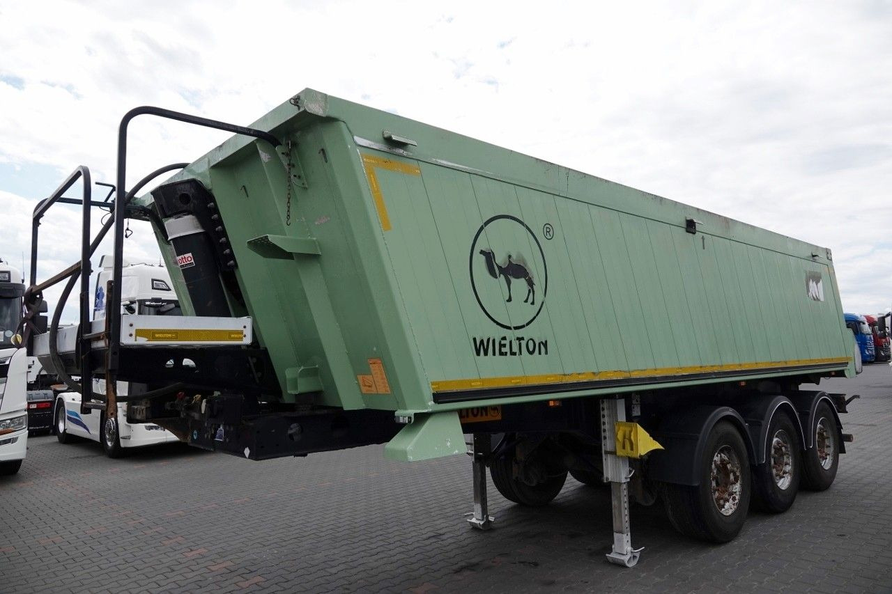 Schmitz Cargobull WYWROTKA 40 M3 / MULDA ALUMINIOWA / OŚ PODNOSZON - Kiper polprikolica: slika 3 Schmitz Cargobull WYWROTKA 40 M3 / MULDA ALUMINIOWA / OŚ PODNOSZON - Kiper polprikolica: slika 3
