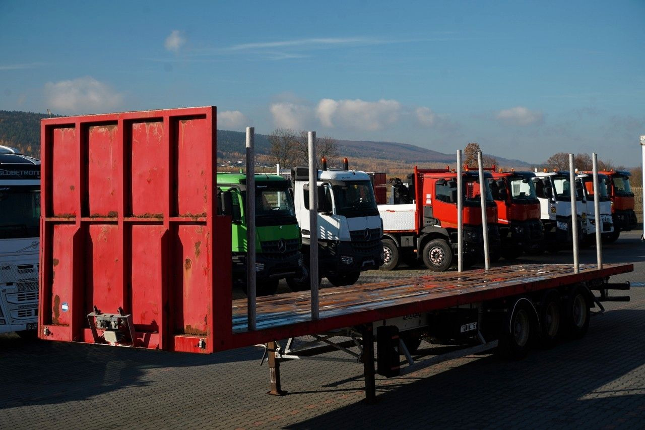 Trailor NACZEPA PLATFORMA / KŁONICE / OŚ SKRĘTNA - Polprikolica s kesonom: slika 3 Trailor NACZEPA PLATFORMA / KŁONICE / OŚ SKRĘTNA - Polprikolica s kesonom: slika 3