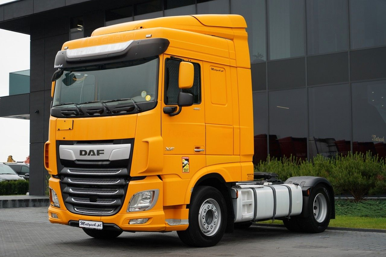 DAF XF 480 / SPACE CAB / PO KONTRAKCIE SERWISOWYM / - Vlačilec: slika 1 DAF XF 480 / SPACE CAB / PO KONTRAKCIE SERWISOWYM / - Vlačilec: slika 1