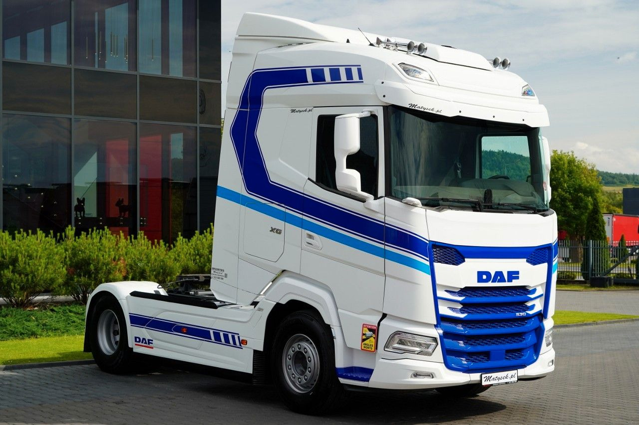DAF XG 530 / RETARDER / FULL AIRMATIC / I-PARK COOL - Vlačilec: slika 2 DAF XG 530 / RETARDER / FULL AIRMATIC / I-PARK COOL - Vlačilec: slika 2