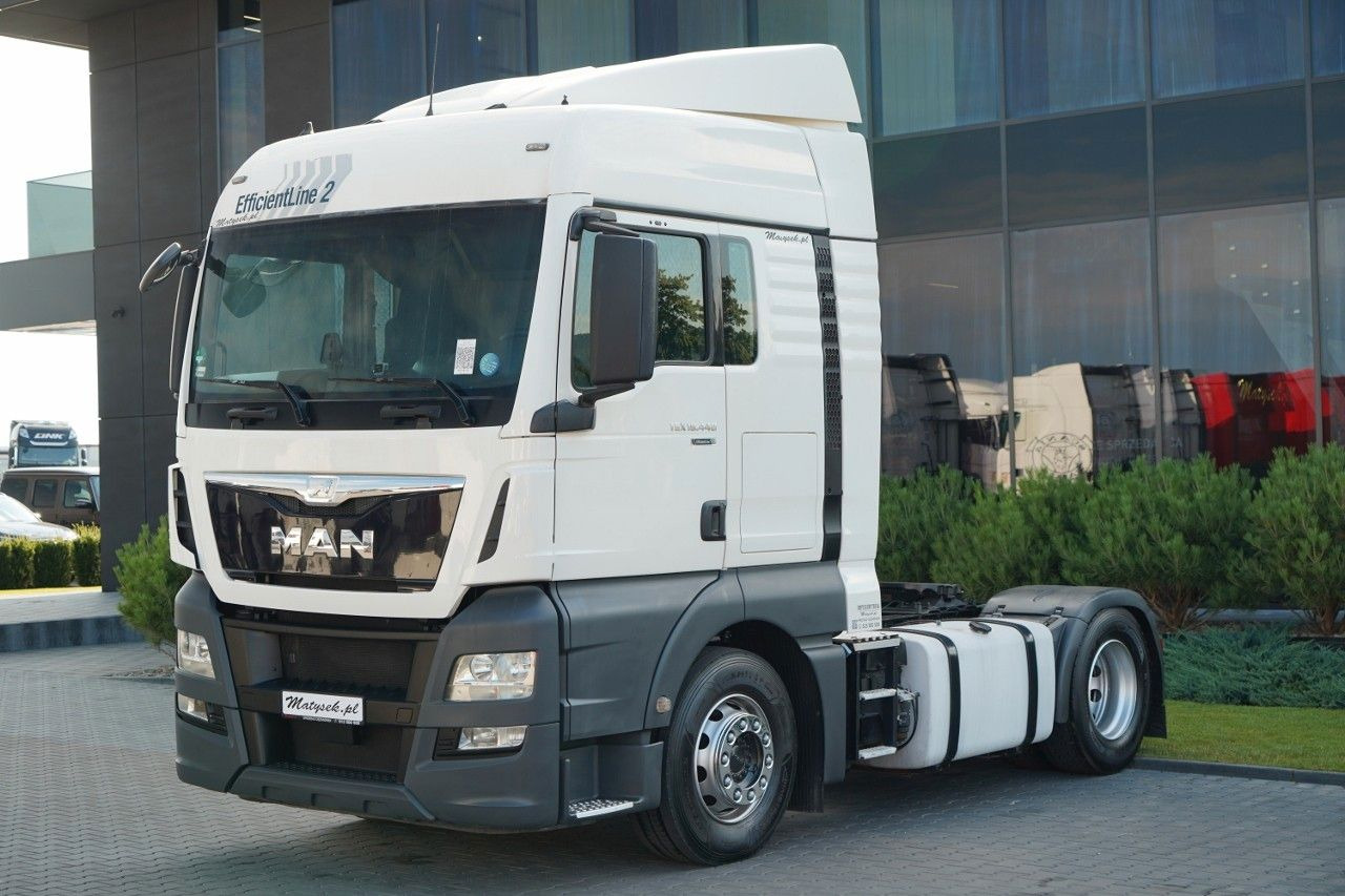 MAN TGX 18. 440 / XLX / STANDARD / 2016 ROK / MAN TGX 18. 440 / XLX / STANDARD / 2016 ROK / - Vlačilec: slika 4 MAN TGX 18. 440 / XLX / STANDARD / 2016 ROK / MAN TGX 18. 440 / XLX / STANDARD / 2016 ROK / - Vlačilec: slika 4