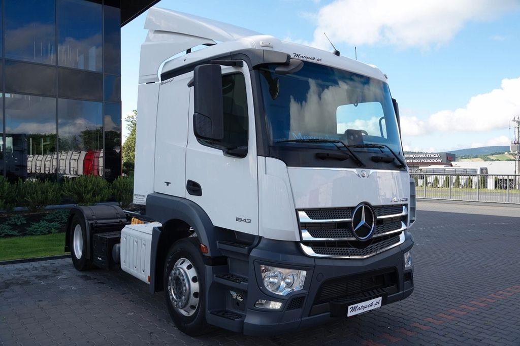 Mercedes-Benz ACTROS 1840 / PEŁNY ADR / NISKA KABINA / - Vlačilec: slika 3 Mercedes-Benz ACTROS 1840 / PEŁNY ADR / NISKA KABINA / - Vlačilec: slika 3