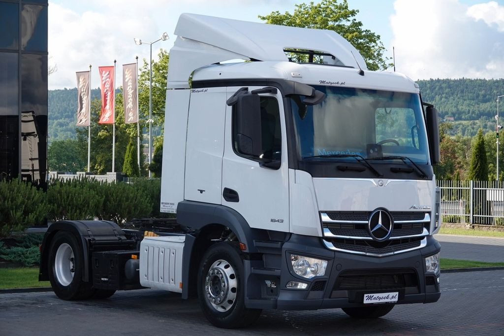 Mercedes-Benz ACTROS 1840 / PEŁNY ADR / NISKA KABINA / - Vlačilec: slika 2 Mercedes-Benz ACTROS 1840 / PEŁNY ADR / NISKA KABINA / - Vlačilec: slika 2
