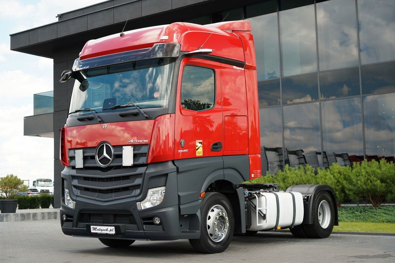 Mercedes-Benz ACTROS 1845 / ADR AT / PO KONTRAKCIE SERWISOWYM - Vlačilec: slika 4 Mercedes-Benz ACTROS 1845 / ADR AT / PO KONTRAKCIE SERWISOWYM - Vlačilec: slika 4