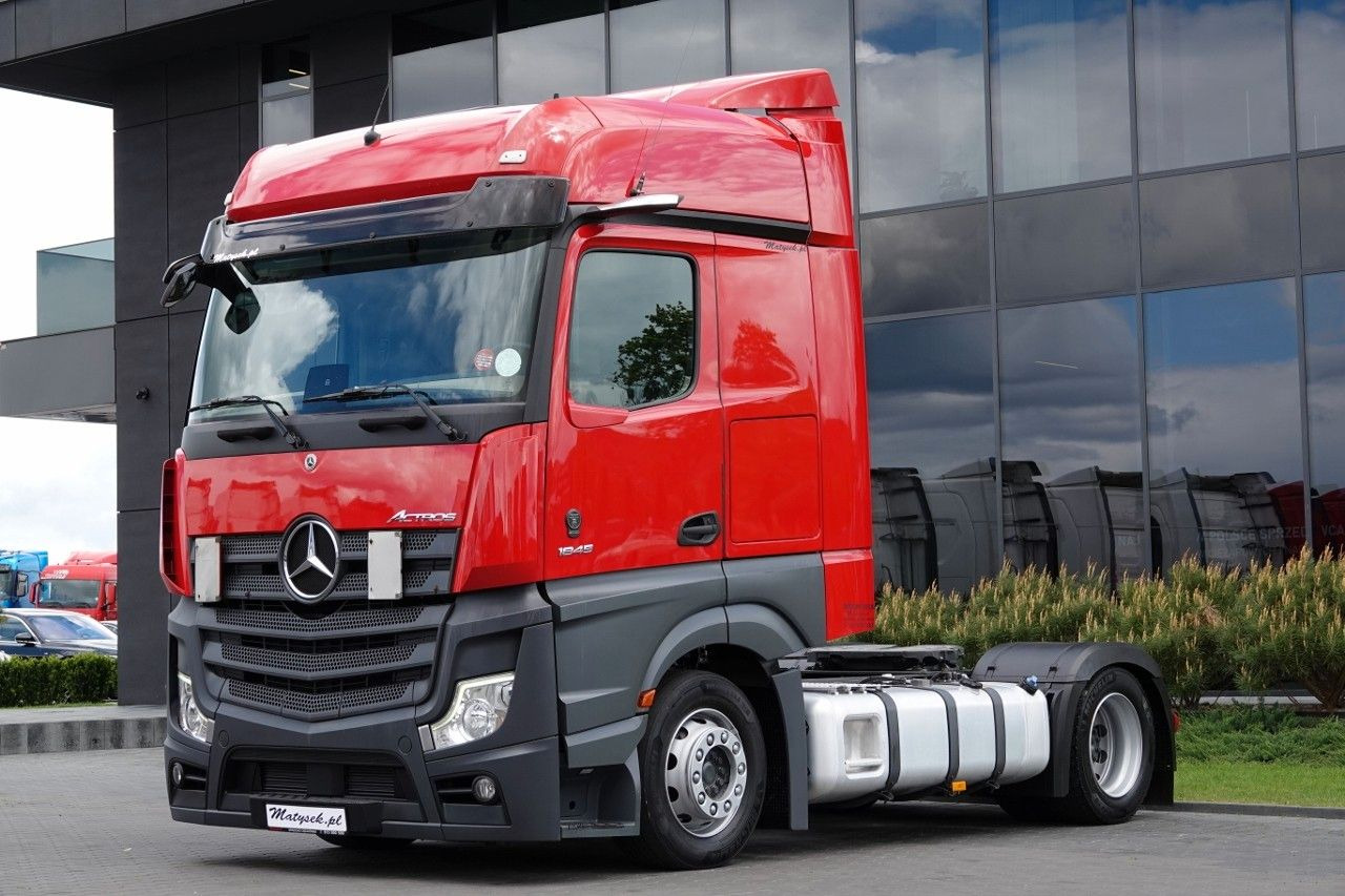Mercedes-Benz ACTROS 1845 / LOW DECK / MEGA / BIG SPACE / PO K - Vlačilec: slika 1 Mercedes-Benz ACTROS 1845 / LOW DECK / MEGA / BIG SPACE / PO K - Vlačilec: slika 1