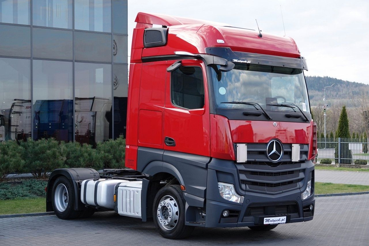 Mercedes-Benz ACTROS 1845 / LOW DECK / MEGA / BIG SPACE / PO - Vlačilec: slika 2 Mercedes-Benz ACTROS 1845 / LOW DECK / MEGA / BIG SPACE / PO - Vlačilec: slika 2
