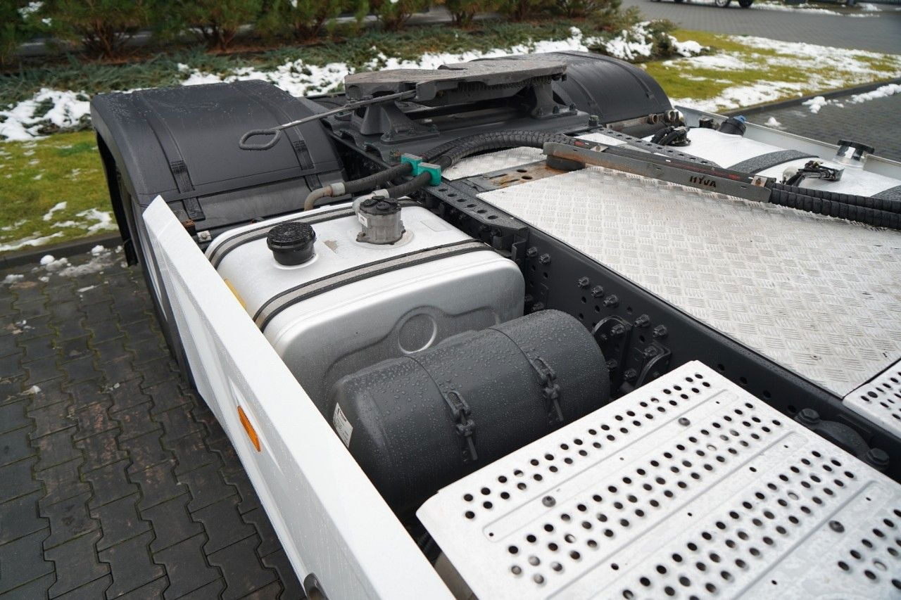 Vlačilec Mercedes-Benz ACTROS 1853 / HYDRAULIKA / RETARDER /  BIG SPACE: slika 17