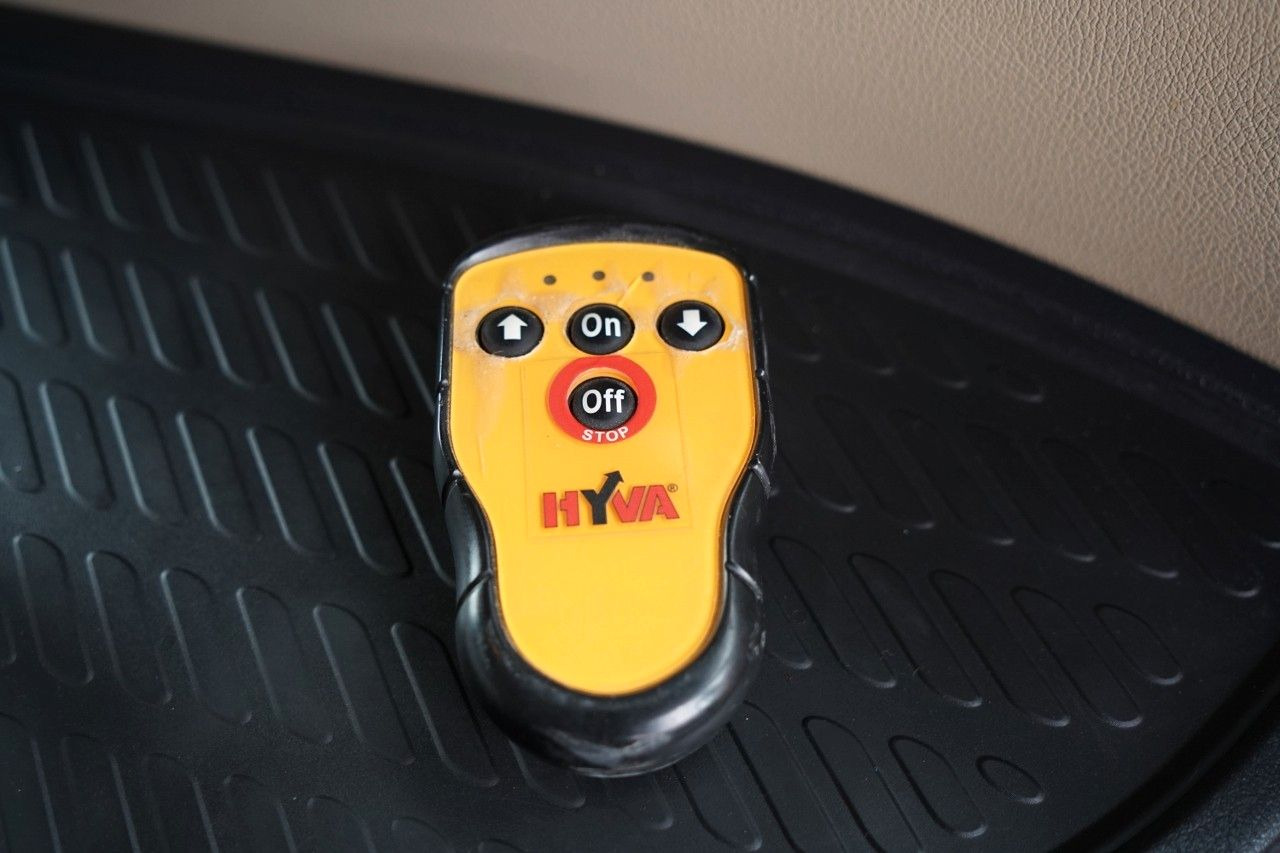 Vlačilec Mercedes-Benz ACTROS 1853 / HYDRAULIKA / RETARDER /  BIG SPACE: slika 37