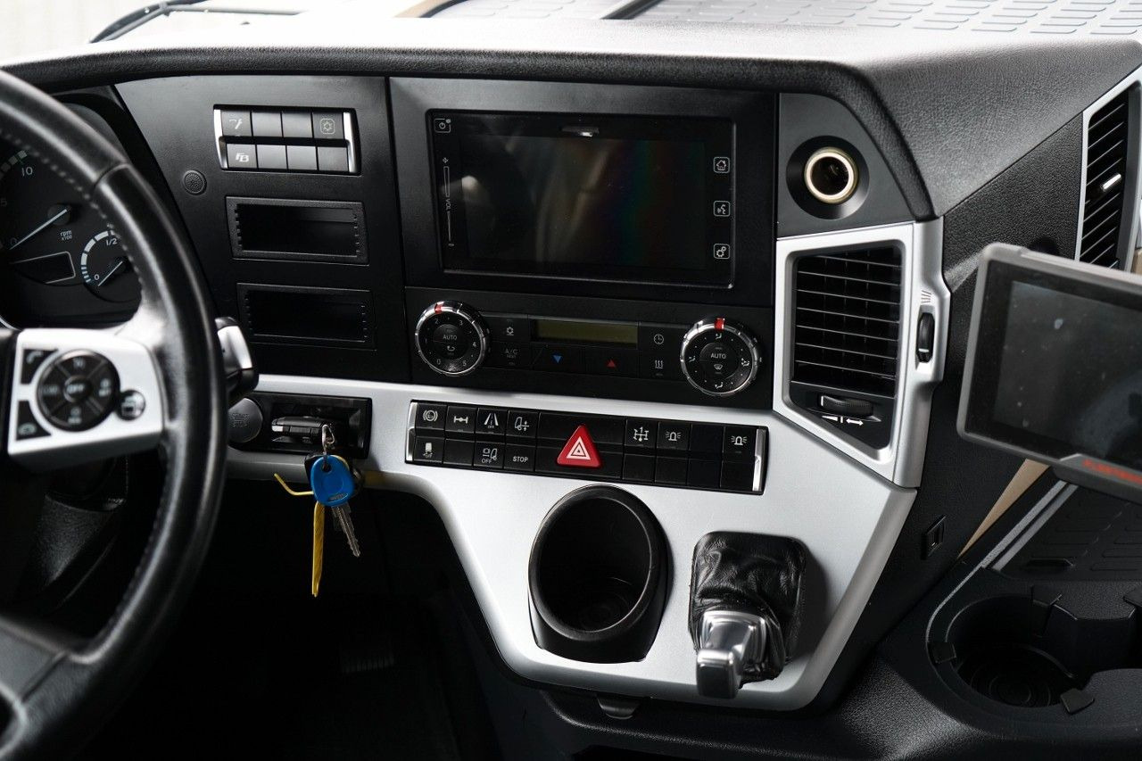 Vlačilec Mercedes-Benz ACTROS 1853 / HYDRAULIKA / RETARDER /  BIG SPACE: slika 30